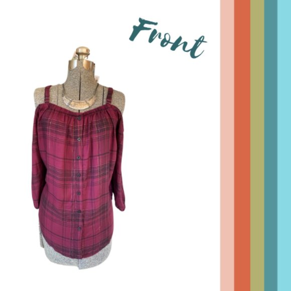 Torrid Peek-A-Boo Shoulder Top (NWOT) - Picture 2 of 4